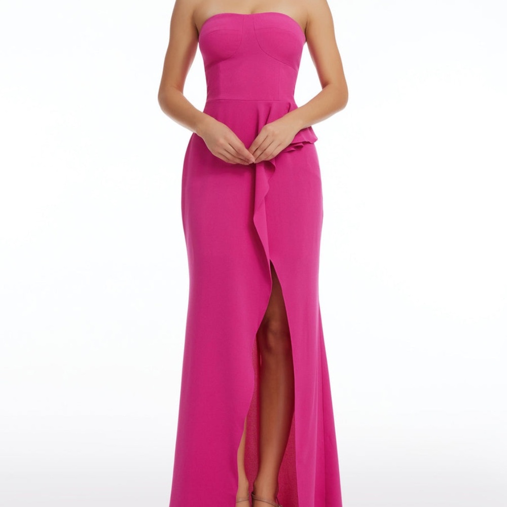 Kai Stretch Crepe Strapless Gown